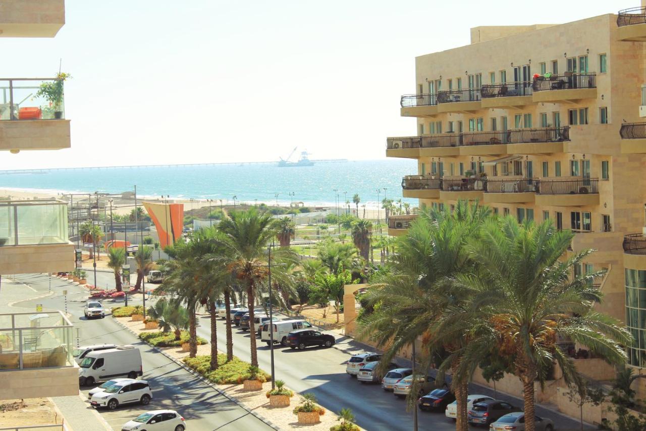 Beach Suite Israel- Private Jacuzzi, Beach View, Gym, Low Fee For Off-Site Indoor Pool & Spa ביץ סוייט ישראל- ג'קוזי פרטי עם נוף ים, אפשרות לבריכה מקורה וספא בתשלום ממש מוזל Aschkelon Exterior foto