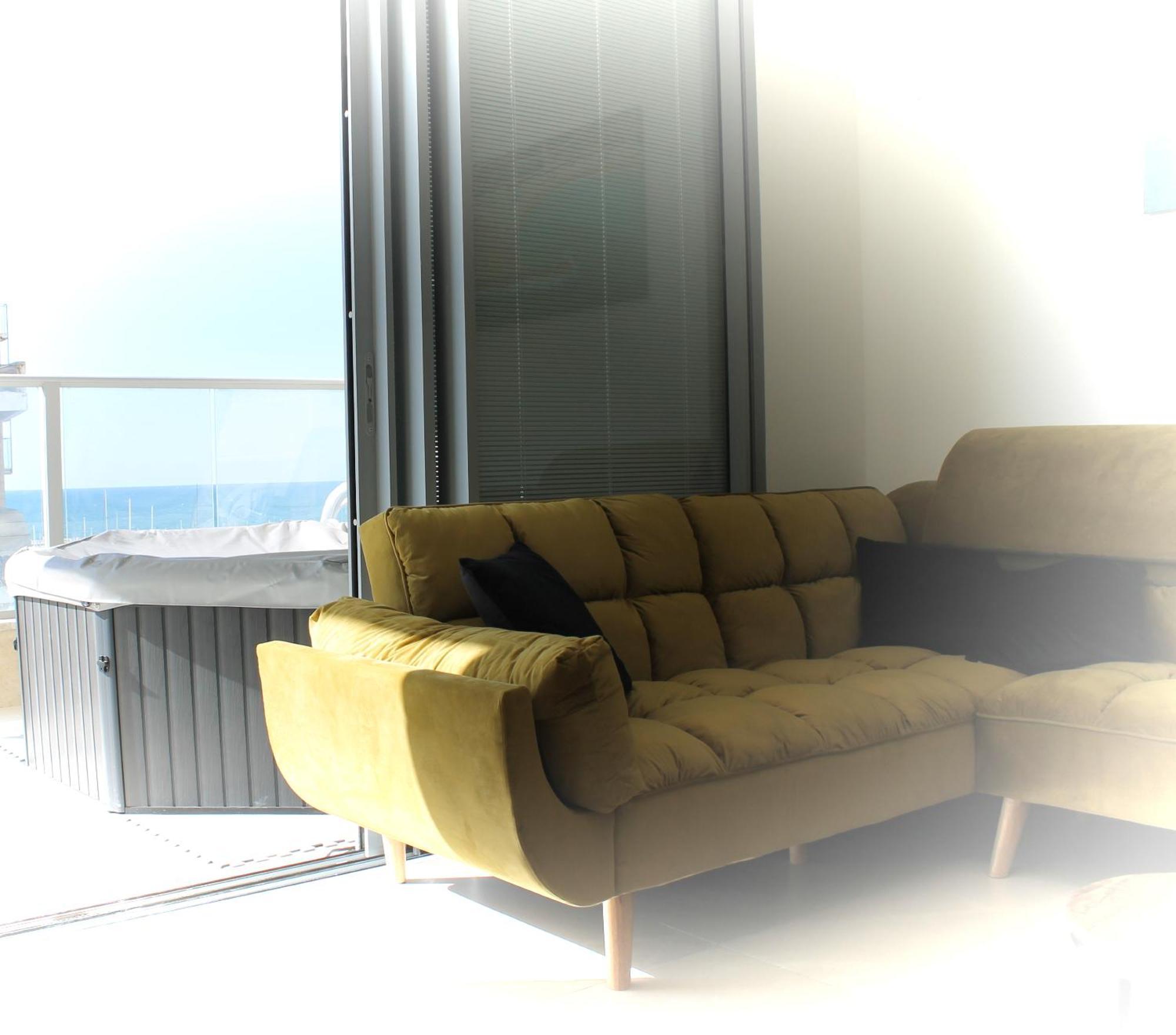 Beach Suite Israel- Private Jacuzzi, Beach View, Gym, Low Fee For Off-Site Indoor Pool & Spa ביץ סוייט ישראל- ג'קוזי פרטי עם נוף ים, אפשרות לבריכה מקורה וספא בתשלום ממש מוזל Aschkelon Exterior foto